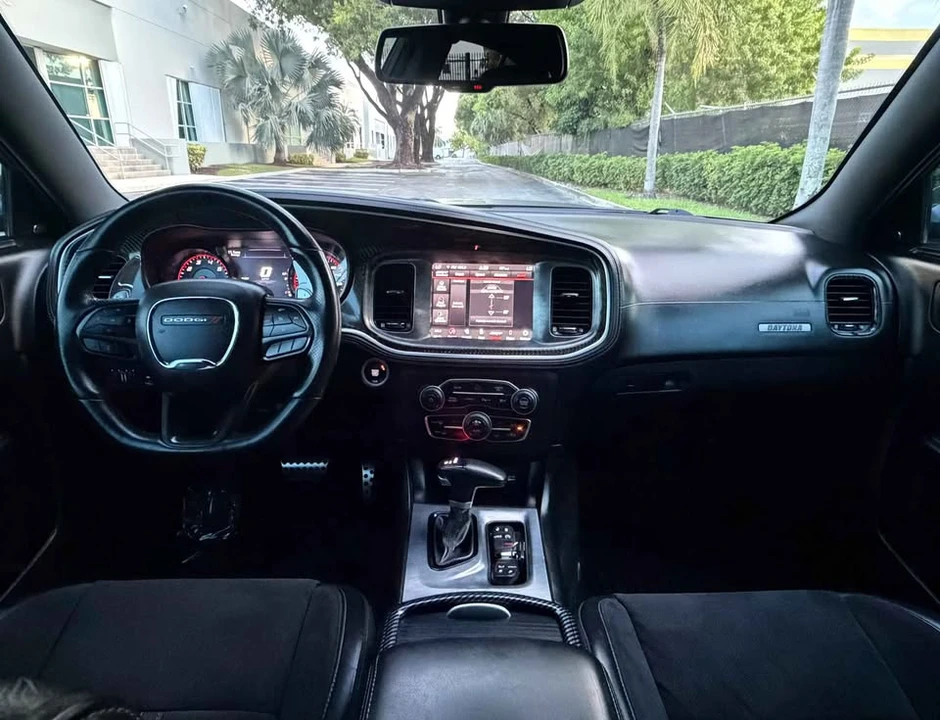 2021 Dodge Charger 7th Gen - Image 16 of 20