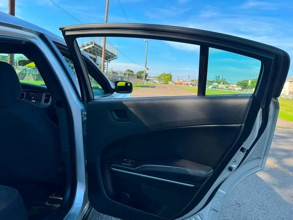 2021 Dodge Charger 7th Gen - Image 18 of 19