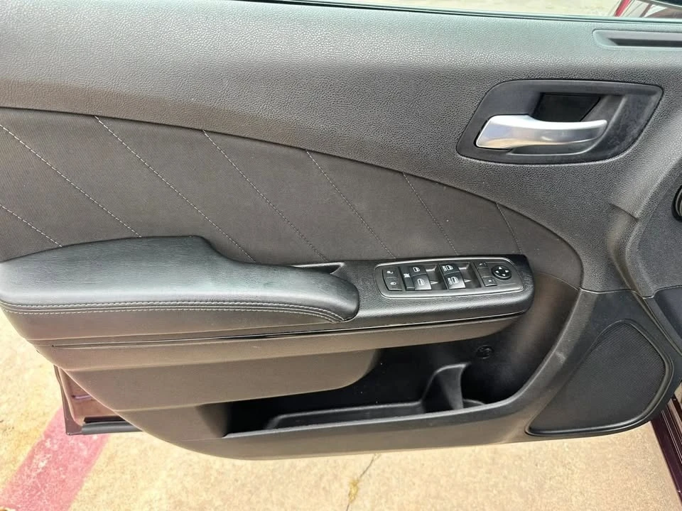2021 Dodge Charger 7th Gen - Image 15 of 19