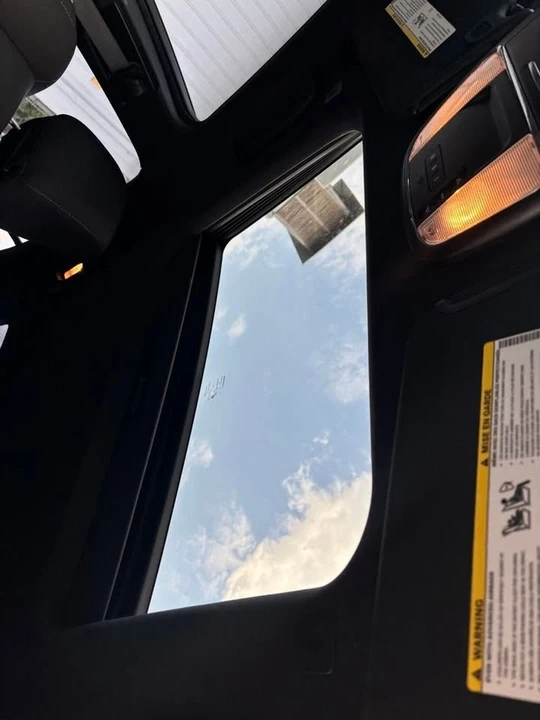 2021 Dodge Charger 7th Gen - Image 15 of 20