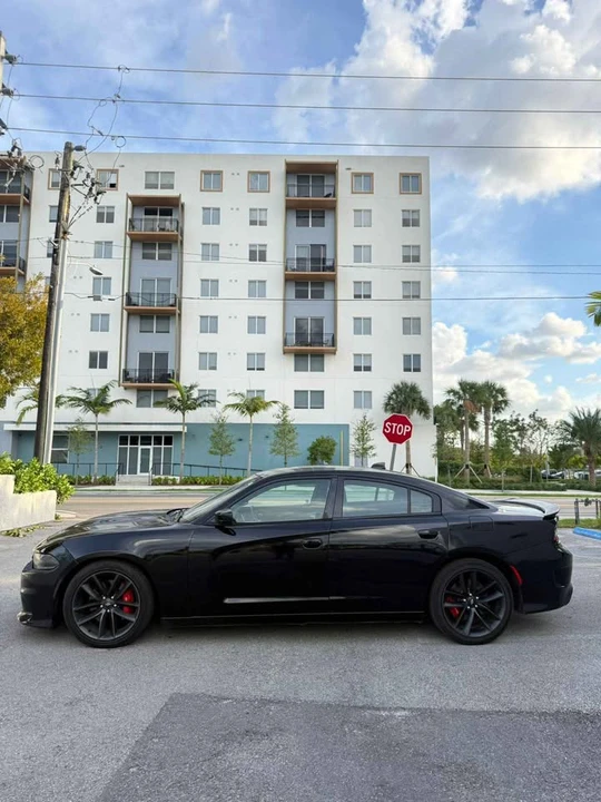 2021 Dodge Charger - Image 4 of 12