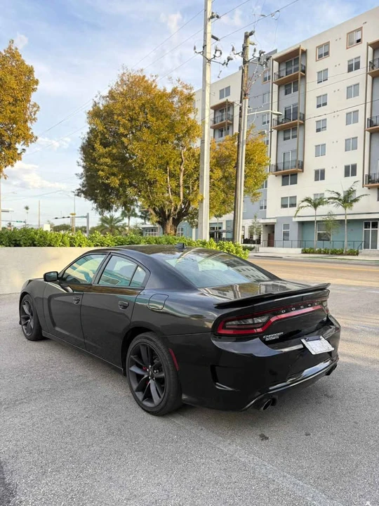 2021 Dodge Charger - Image 5 of 12