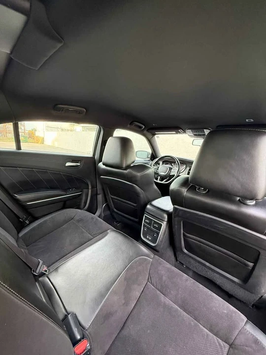 2021 Dodge Charger - Image 9 of 12