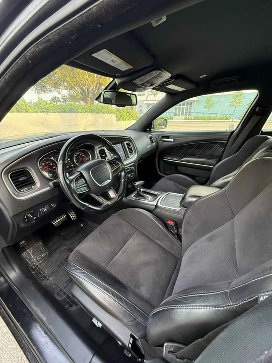2021 Dodge Charger - Image 10 of 12