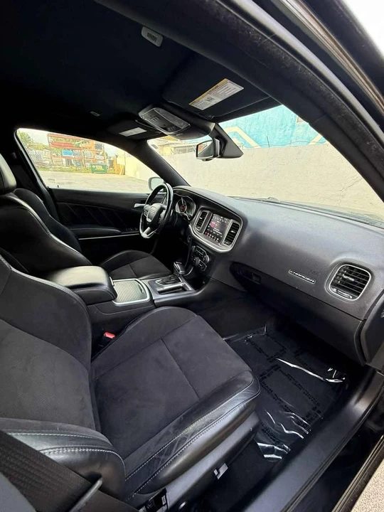 2021 Dodge Charger - Image 11 of 12