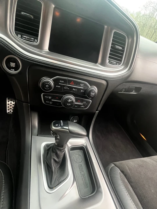 2021 Dodge Charger 7th Gen - Image 9 of 17