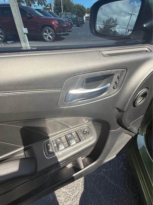 2021 Dodge Charger 7th Gen - Image 7 of 10