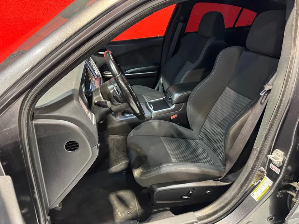 2021 Dodge Charger 7th Gen - Image 15 of 19