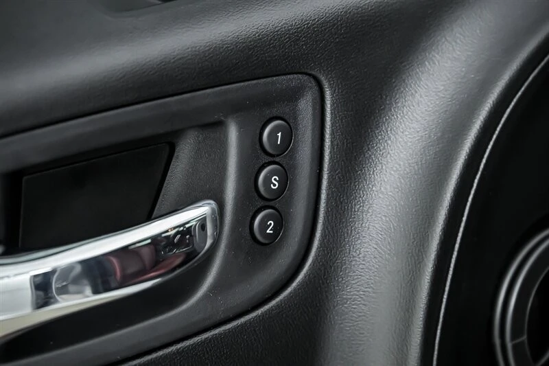 2021 Dodge Charger SRT Hellcat 7th Gen - Image 15 of 31