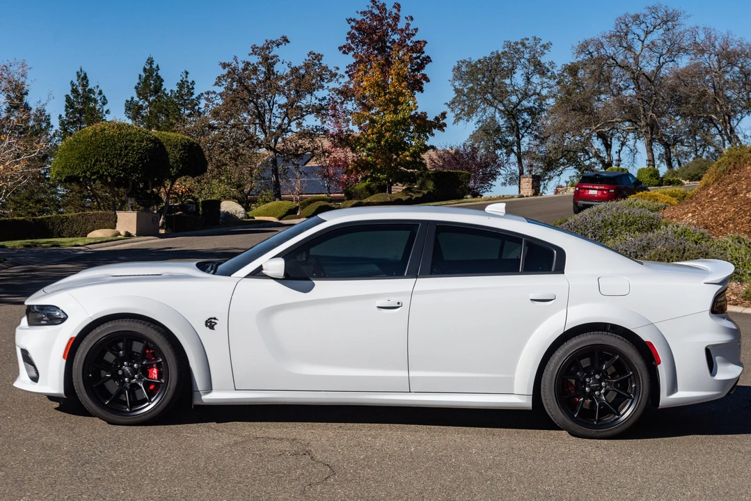 2021 Dodge Charger SRT Hellcat 7th Gen - Image 4 of 31