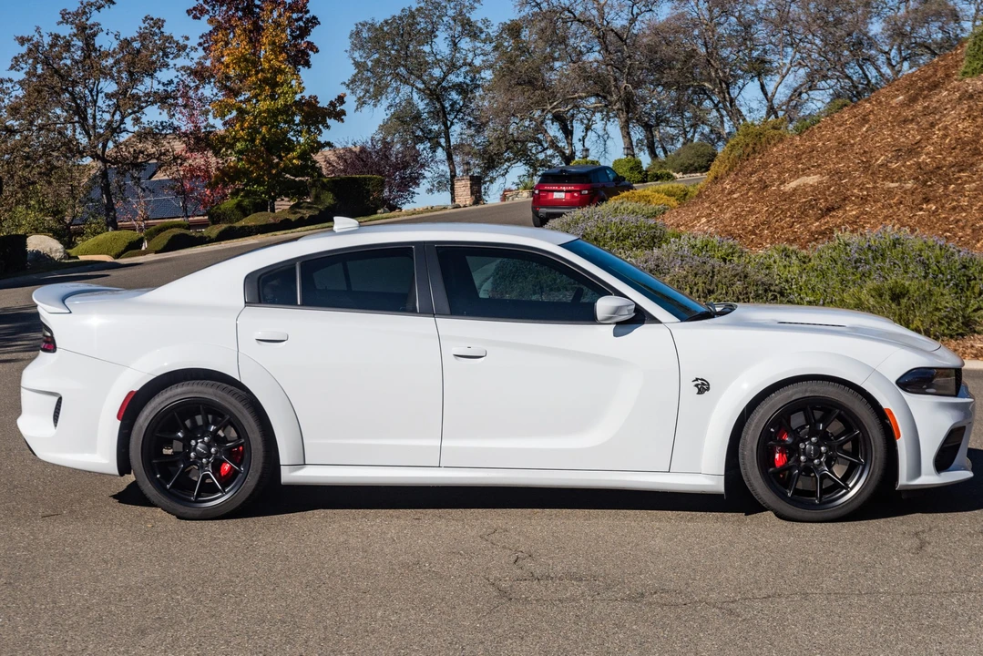 2021 Dodge Charger SRT Hellcat 7th Gen - Image 8 of 31