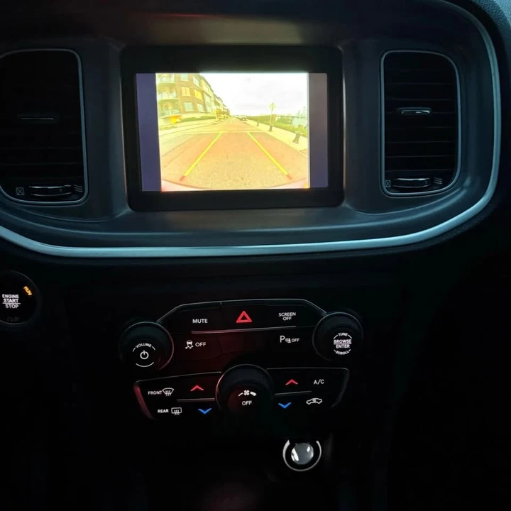 2021 Dodge Charger 7th Gen - Image 15 of 19