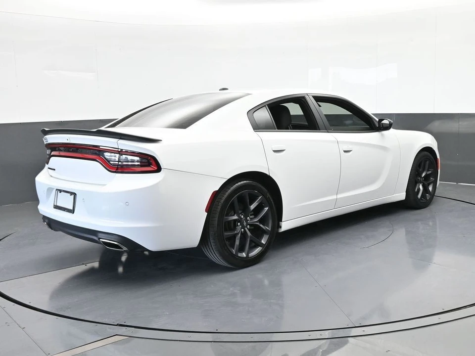 2021 Dodge Charger 8th Gen - Image 6 of 12