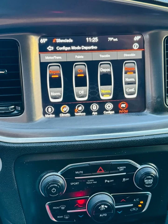 2021 Dodge Charger 7th Gen - Image 14 of 18