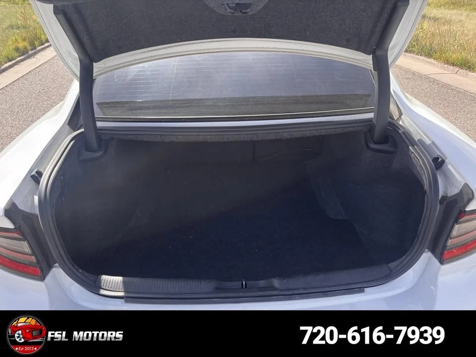 2021 Dodge Charger 7th Gen - Image 11 of 20