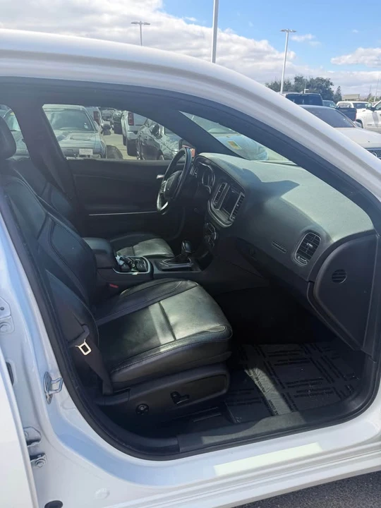 2021 Dodge Charger 7th Gen - Image 11 of 12