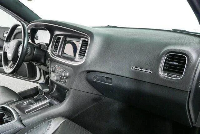 2021 Dodge Charger 7th Gen - Image 15 of 19