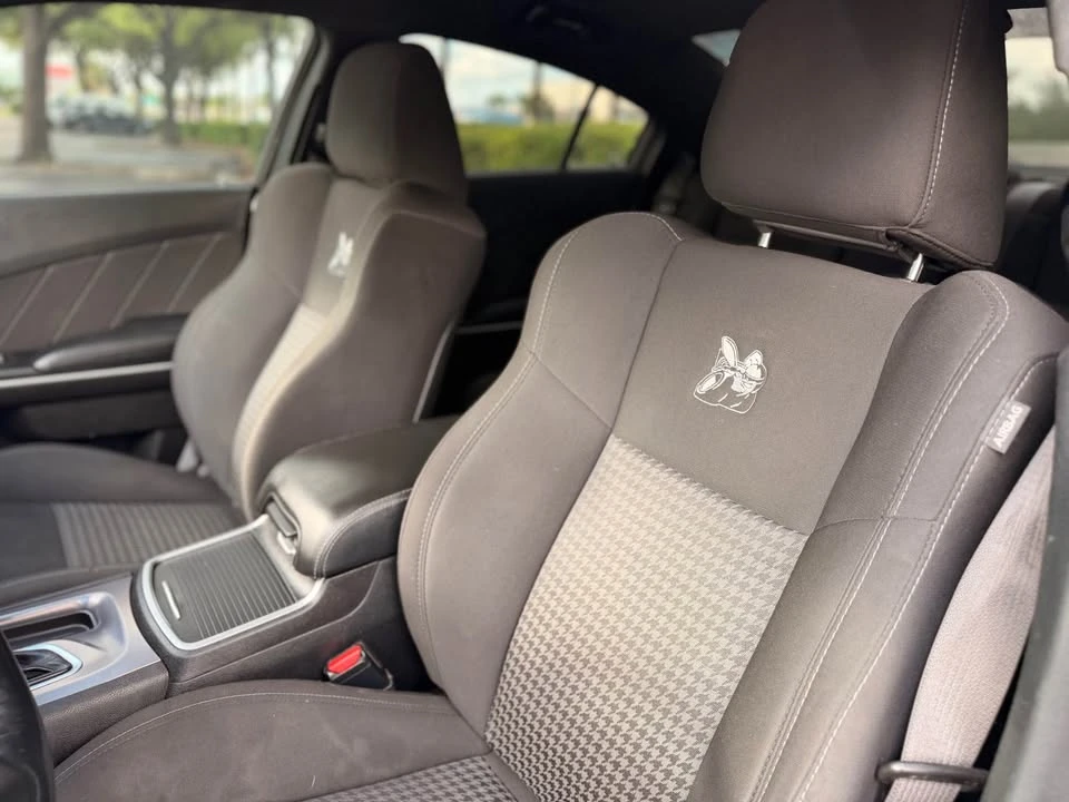 2021 Dodge Charger - Image 9 of 15