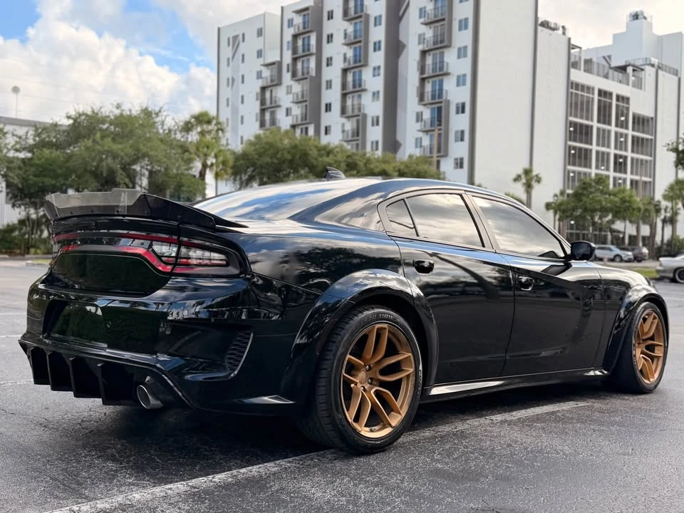 2021 Dodge Charger - Image 6 of 15