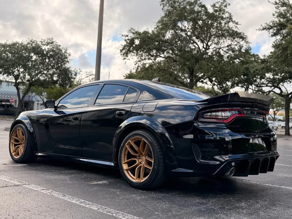 2021 Dodge Charger - Image 8 of 15