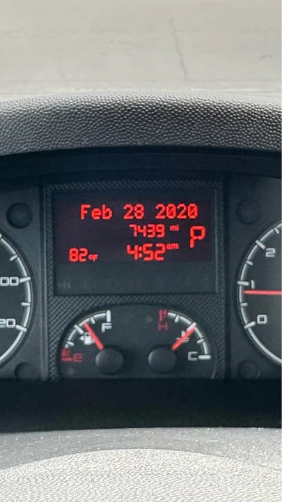 2021 Ram 2500 - Image 3 of 10