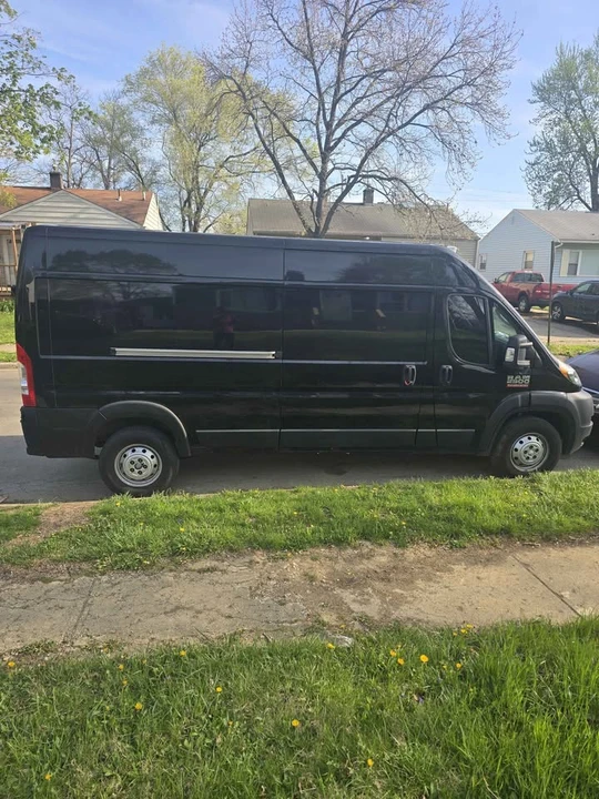 2021 Ram 2500 - Image 4 of 7