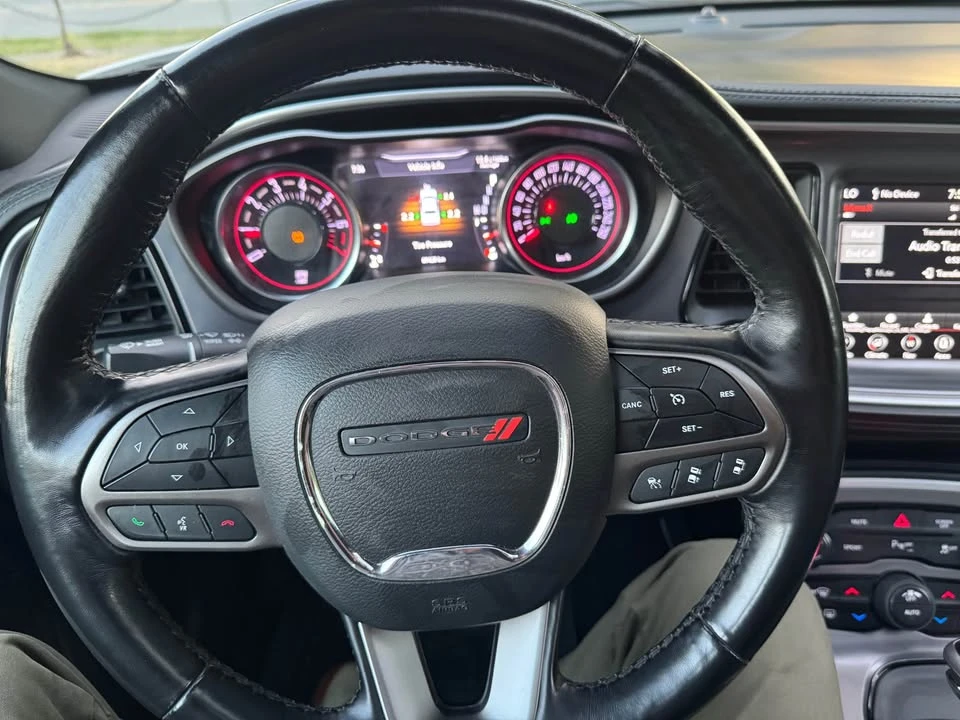 2021 Dodge Challenger 3rd Gen - Image 9 of 10