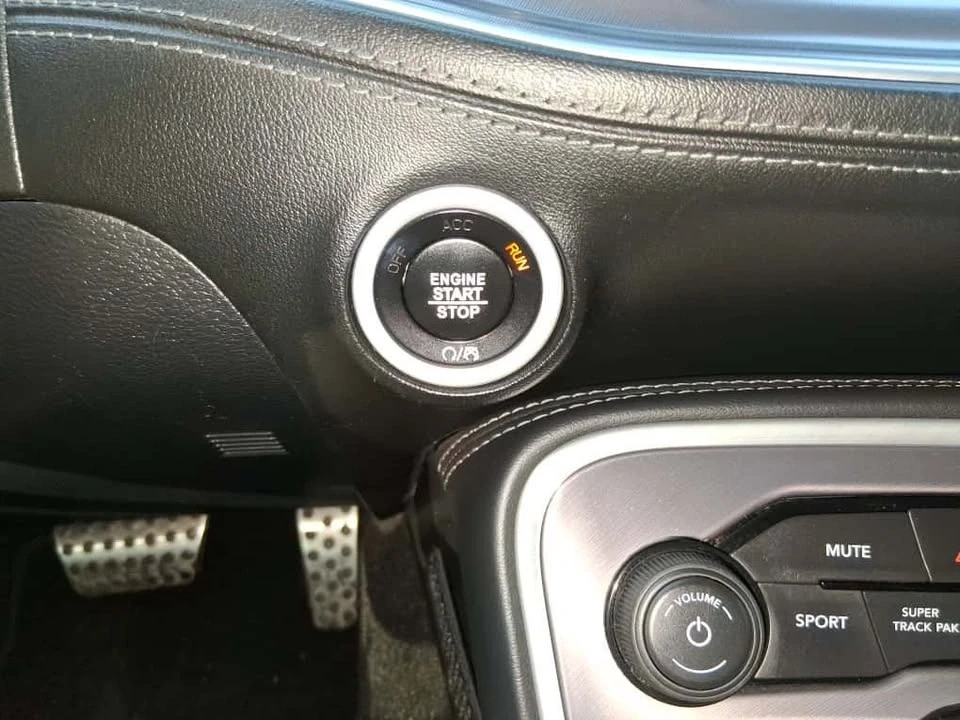 2021 Dodge Challenger 3rd Gen - Image 12 of 17