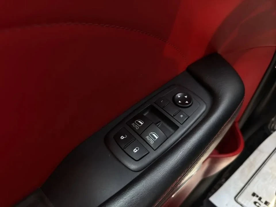 2021 Dodge Challenger 3rd Gen - Image 5 of 14