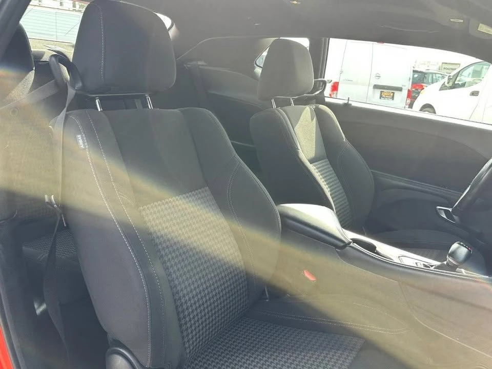 2021 Dodge Challenger 3rd Gen - Image 16 of 19
