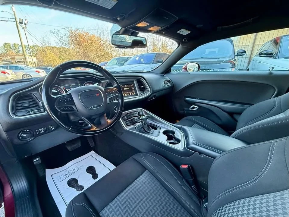 2021 Dodge Challenger 3rd Gen - Image 9 of 13