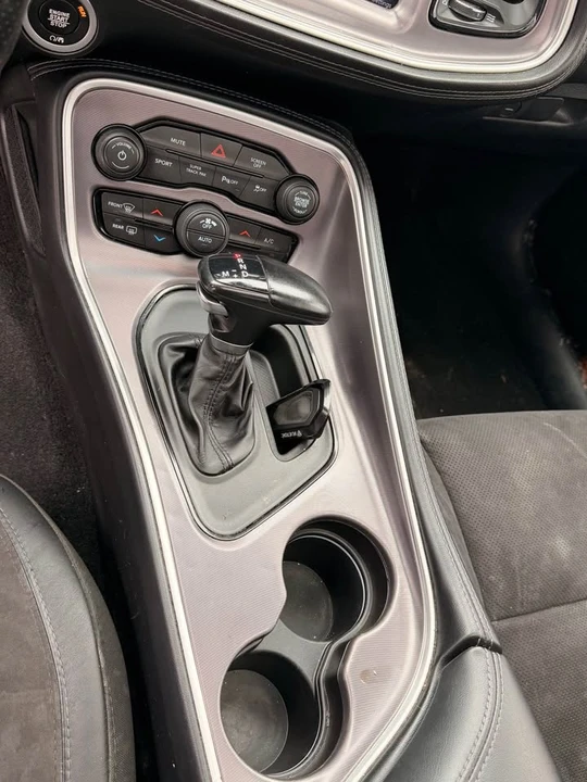 2021 Dodge Challenger 3rd Gen - Image 16 of 20