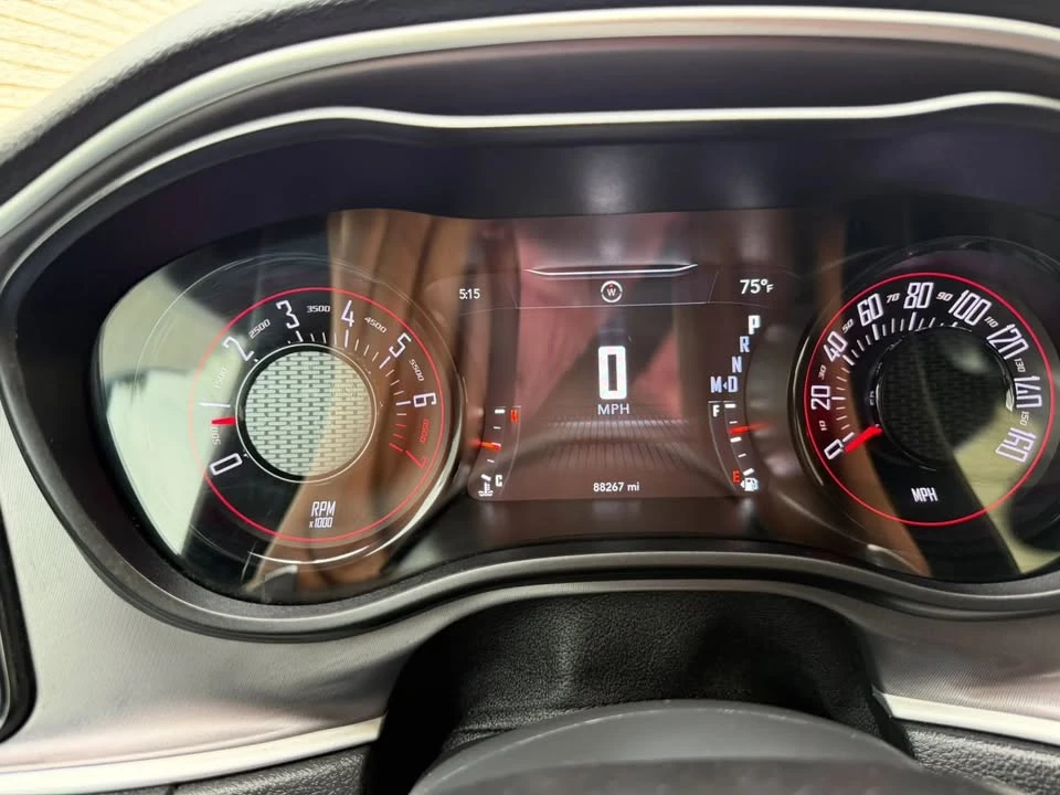 2021 Dodge Challenger 3rd Gen - Image 16 of 17