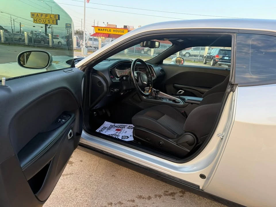 2021 Dodge Challenger 3rd Gen - Image 11 of 20