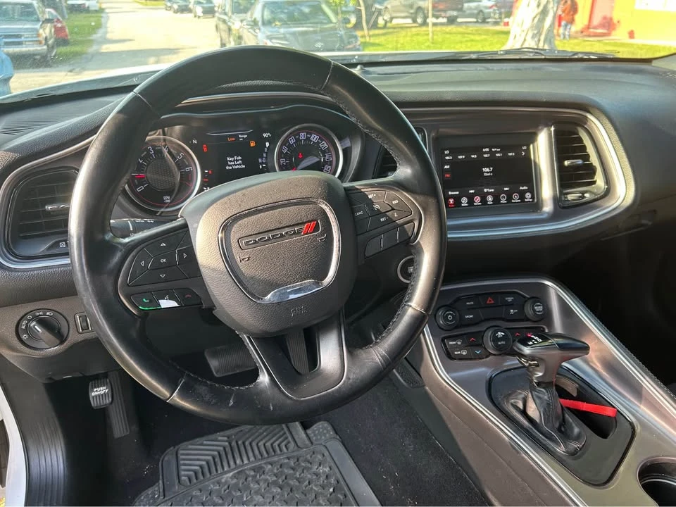2021 Dodge Challenger 3rd Gen - Image 9 of 10