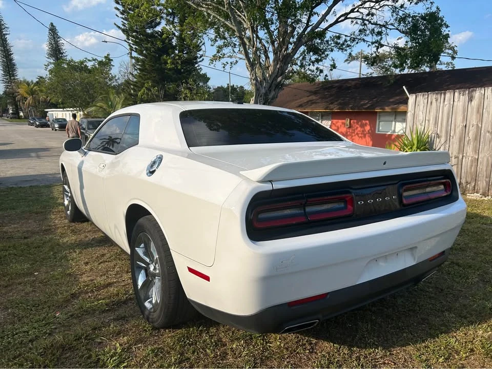 2021 Dodge Challenger 3rd Gen - Image 6 of 10