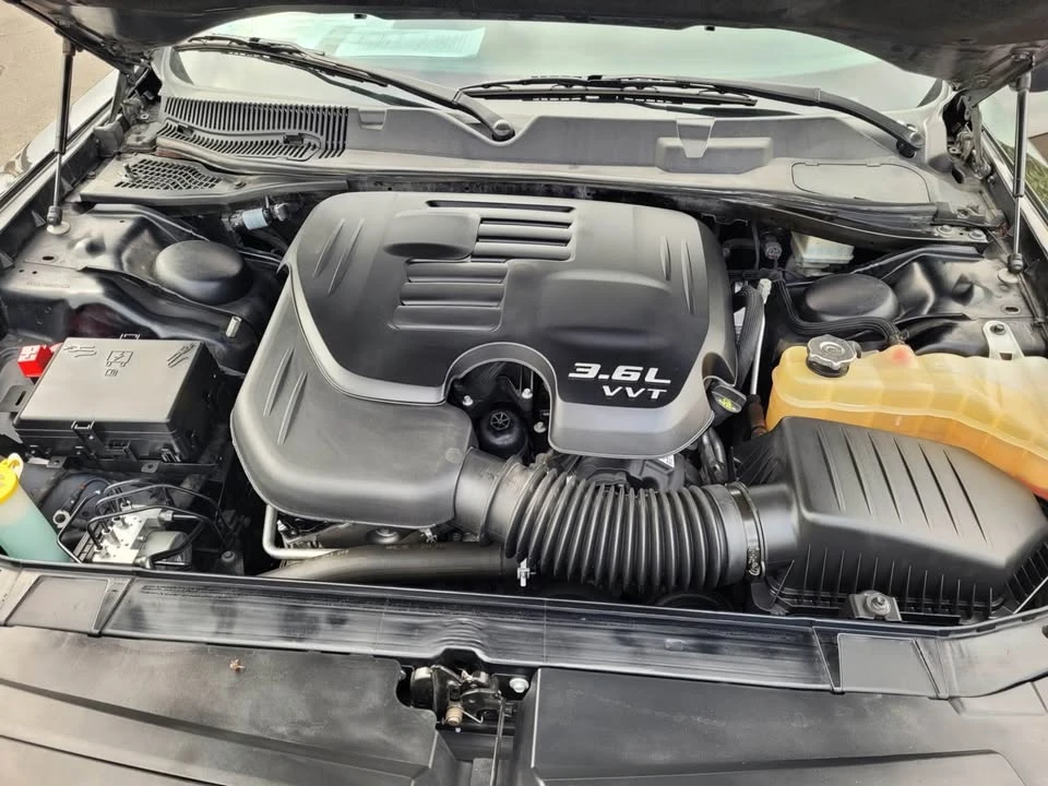 2021 Dodge Challenger 3rd Gen - Image 15 of 18