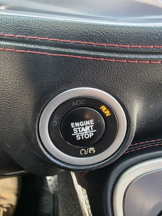 2021 Dodge Challenger 3rd Gen - Image 16 of 19