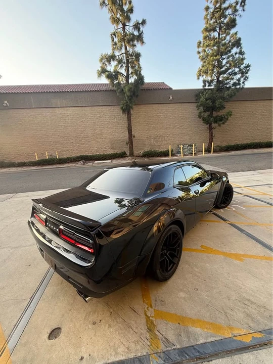 2021 Dodge Challenger SRT Hellcat 3rd Gen - Image 9 of 20
