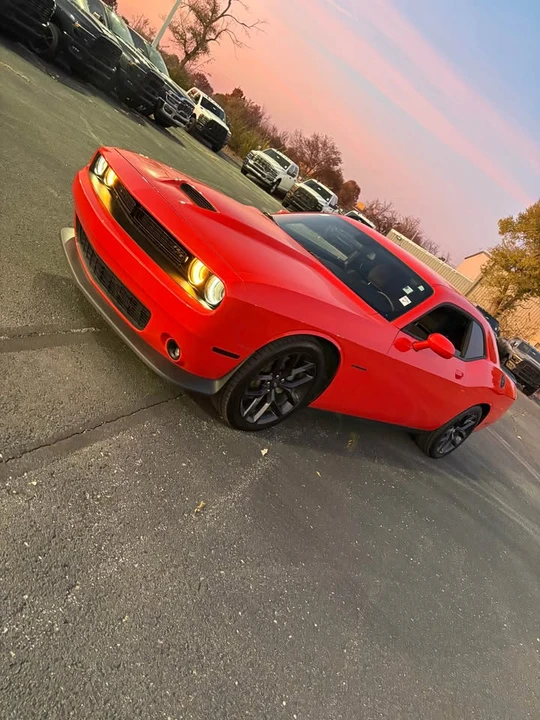 2021 Dodge Challenger 3rd Gen - Image 2 of 2