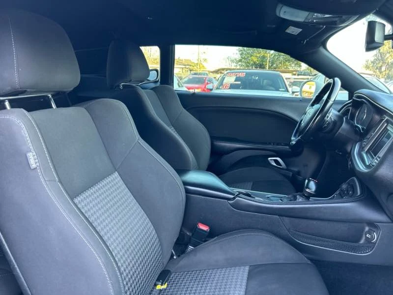 2021 Dodge Challenger 3rd Gen - Image 8 of 10