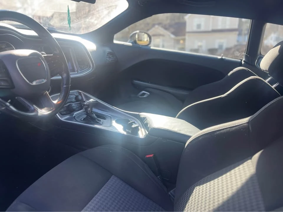 2021 Dodge Challenger 3rd Gen - Image 15 of 16