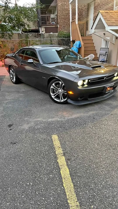 2021 Dodge Challenger 3rd Gen - Image 2 of 6