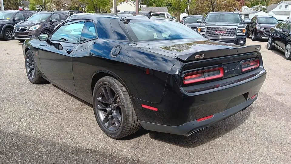 2021 Dodge Challenger 3rd Gen - Image 5 of 15