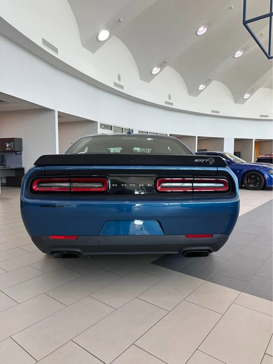 2021 Dodge Challenger SRT Hellcat 3rd Gen - Image 9 of 14