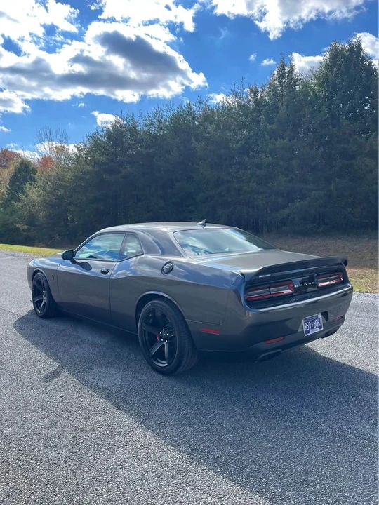 2021 Dodge Challenger SRT Hellcat 3rd Gen - Image 5 of 10