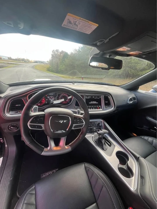 2021 Dodge Challenger SRT Hellcat 3rd Gen - Image 9 of 10