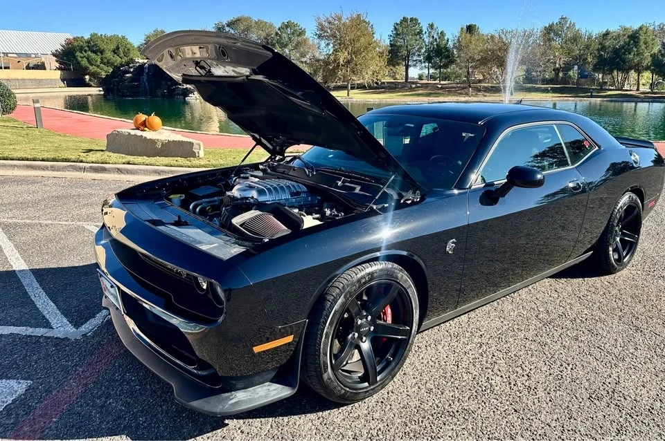 2021 Dodge Challenger SRT Hellcat 3rd Gen - Image 9 of 17