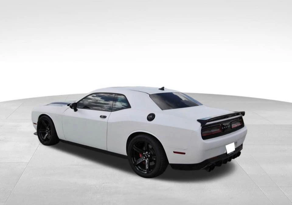 2021 Dodge Challenger SRT Hellcat 3rd Gen - Image 9 of 11