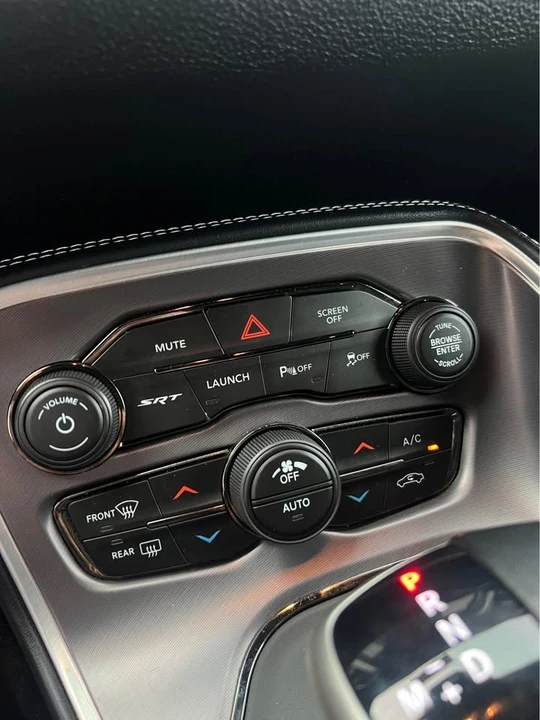 2021 Dodge Challenger SRT Hellcat 3rd Gen - Image 16 of 17